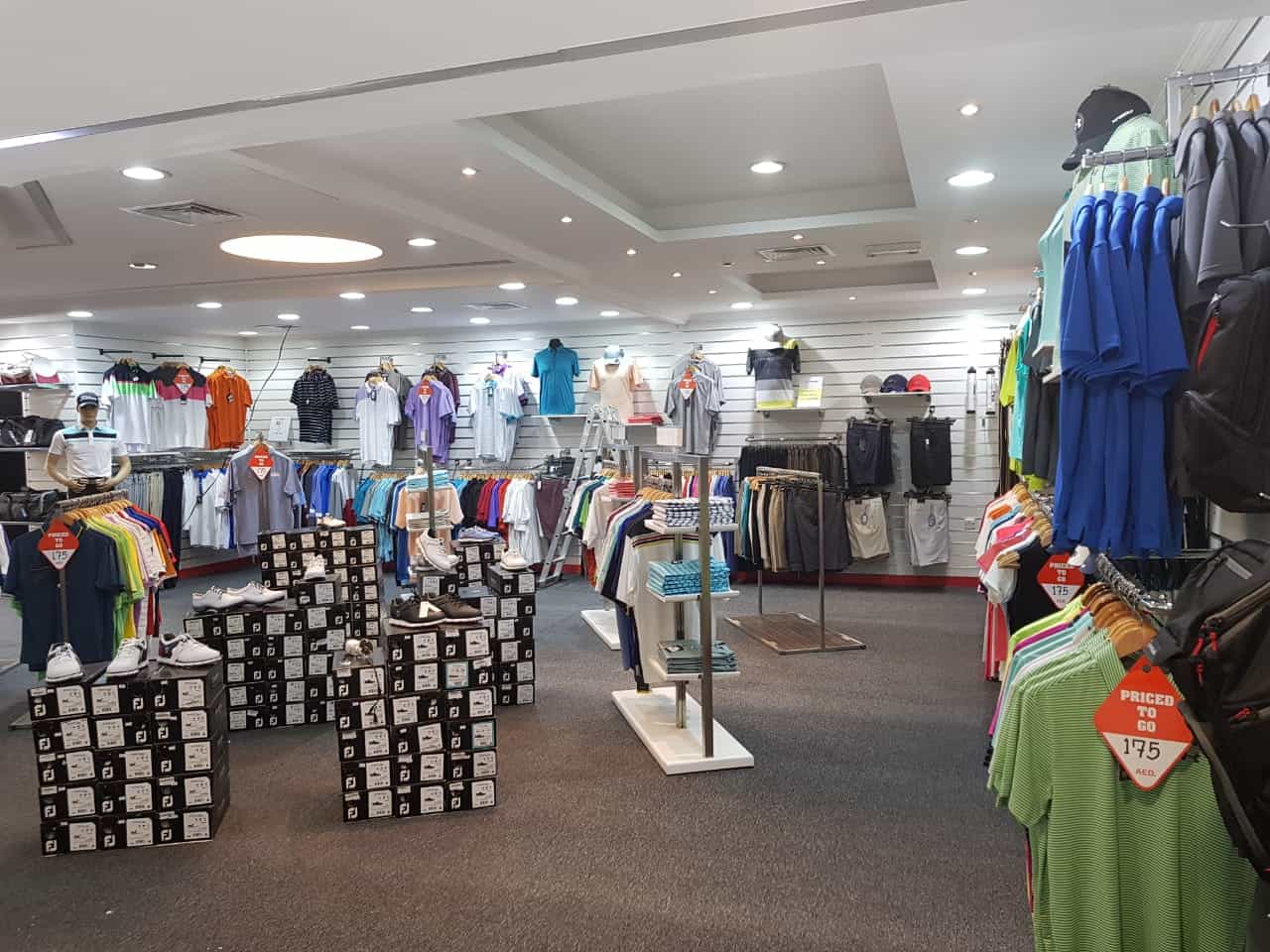 golf superstore Umm Suqeim interior Worldwide Golf