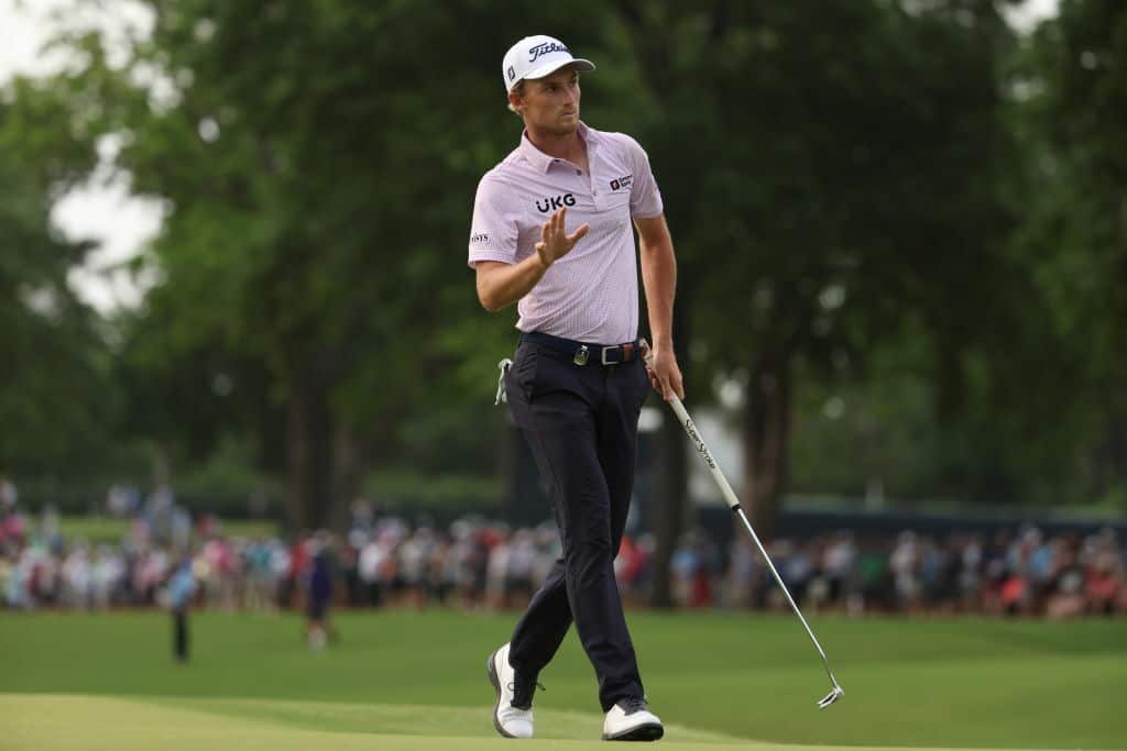 Zalatoris keeps the putter under control to lead at the half way point